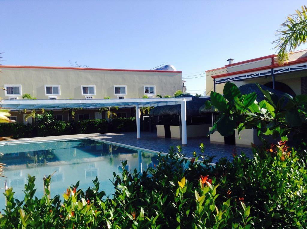 Ukl Ever Resort Hotel Laoag Exterior photo