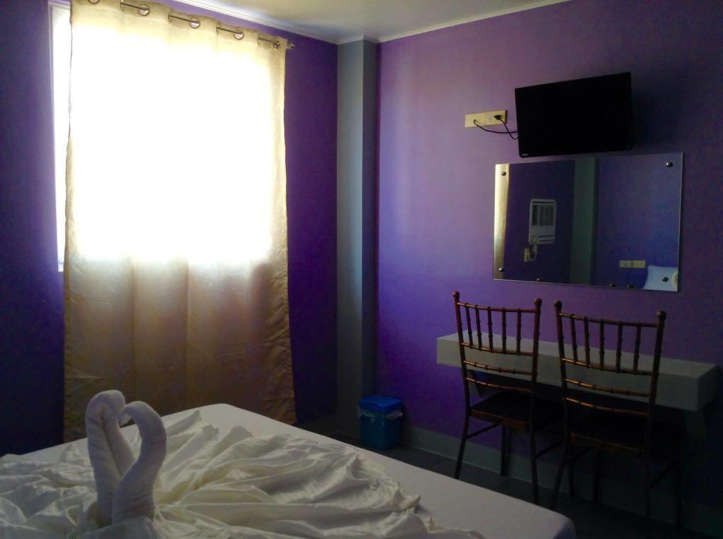 Ukl Ever Resort Hotel Laoag Exterior photo
